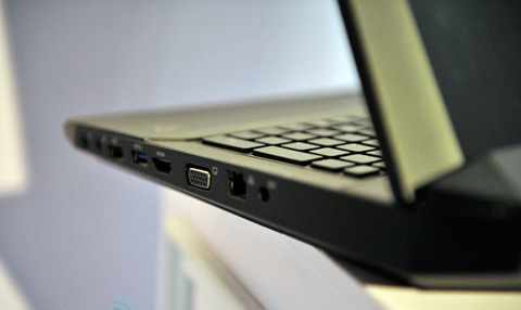 Laptop-chơi-game-'khủng'-của-Asus-tại-Computex-2010