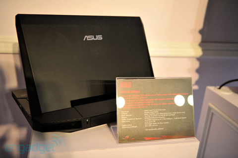 Laptop-chơi-game-'khủng'-của-Asus-tại-Computex-2010
