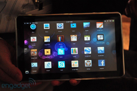 Mẫu tablet chạy MeeGo của Intel. Ảnh: Engadget.