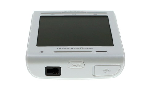 Xperia X8 - smartphone tầm trung Xperia X8 - smartphone tầm trung