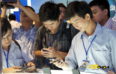 Samsung ra mắt Bada hoành tráng tại VN