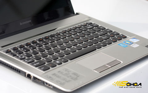 IdeaPad U460 laptop siêu mỏng và di động