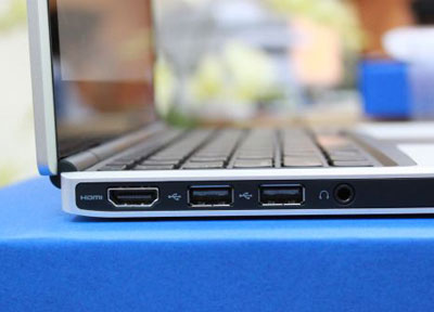Netbook đa kết nối Nokia Booklet 3G