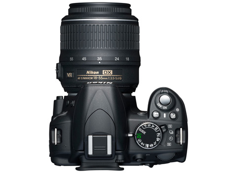 Nikon D3100 kèm ống kit. Ảnh: Dpreview.