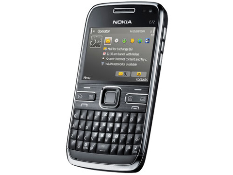 E72 với nhiều nâng cấp từ E71. Ảnh: Cnet.
