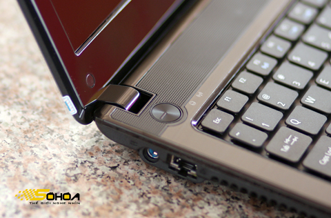 'Ngôi sao' giá rẻ Acer 4741