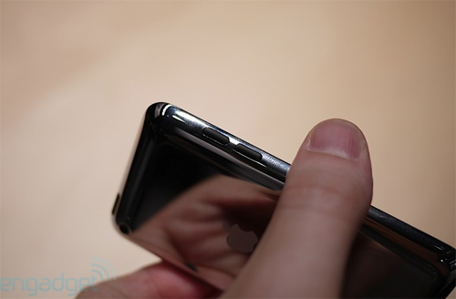 Ngắm iPod Touch mới của Apple