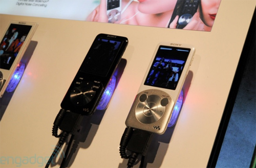 Sony Walkman S754 âm thầm xuất hiện