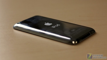 iPod Touch đời mới “đọ sức” iPhone 4 và iPad