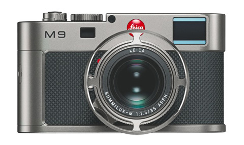 Leica M9 Titanium có giá gần 600 triệu