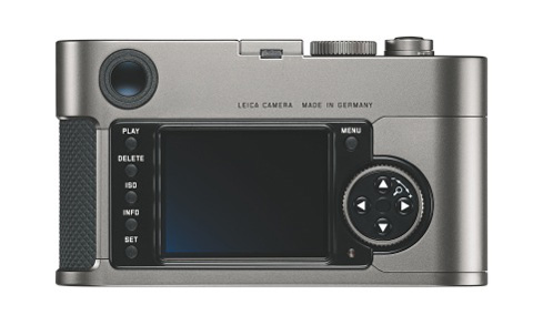 Leica M9 Titanium có giá gần 600 triệu