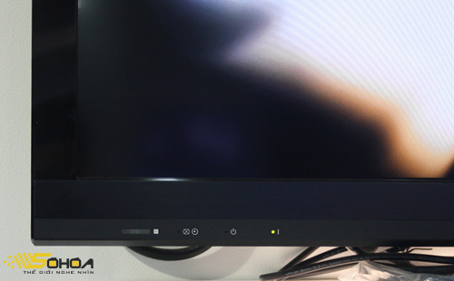 Sony EX710 đẹp và 'xanh' hơn