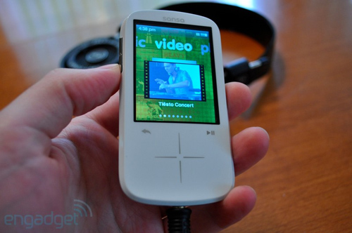 Đập hộp Sansa Fuze+ giá rẻ Đập hộp Sansa Fuze+ giá rẻ