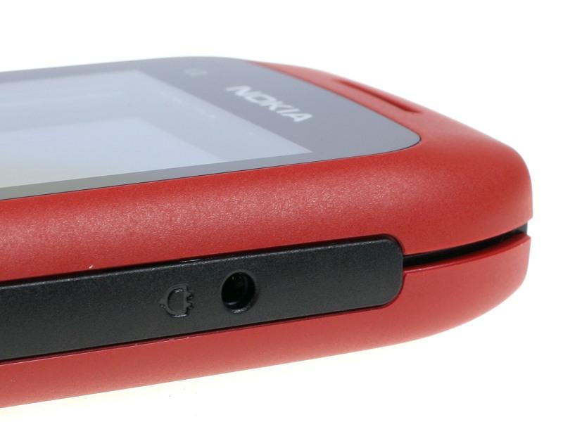 Nokia C1 00: Hai SIM nhưng chỉ một sóng