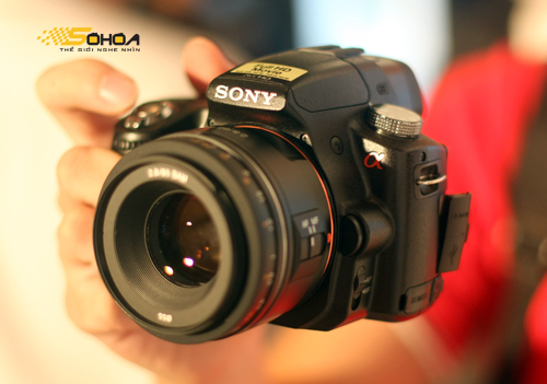 Sony Alpha A33 có giá gần 14 triệu đồng