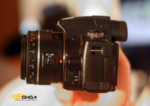 Sony Alpha A33 có giá gần 14 triệu đồng