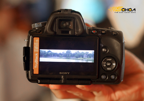 Sony Alpha A33 có giá gần 14 triệu đồng