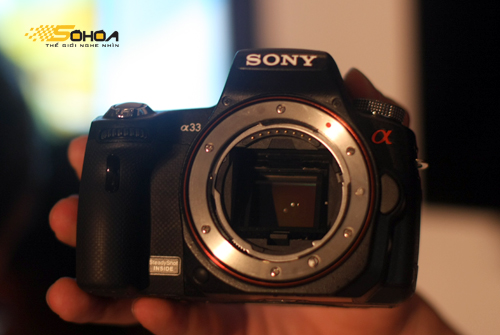 Sony Alpha A33 có giá gần 14 triệu đồng