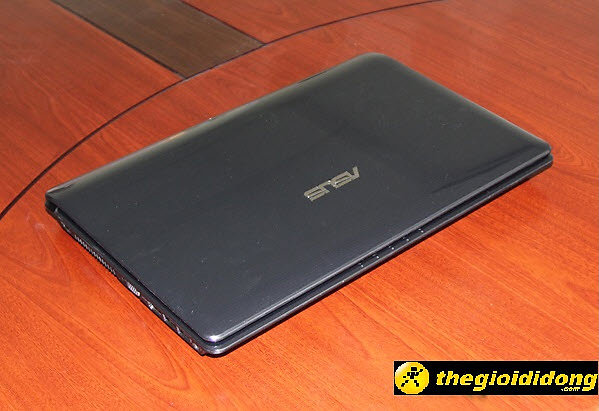 Asus X42JE VX087 Core i7 - 740QM - Cấu hình 'ghê' - Giá thật 