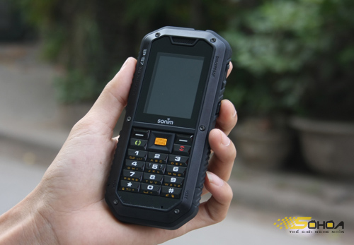 Điện thoại ngâm nước không hỏng Sonim