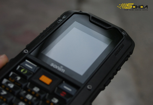 Điện thoại ngâm nước không hỏng Sonim