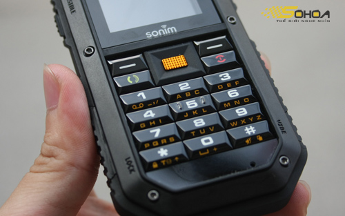 Điện thoại ngâm nước không hỏng Sonim
