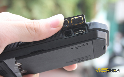 Điện thoại ngâm nước không hỏng Sonim