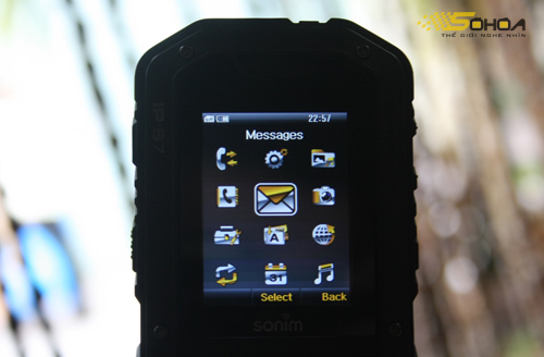 Điện thoại ngâm nước không hỏng Sonim
