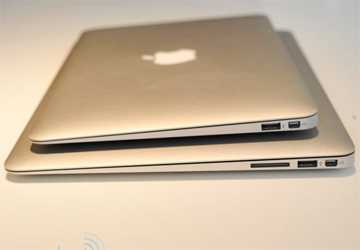MacBook Air 11.6 inch gặp MacBook Air 13.3 inch MacBook Air 11.6 inch gặp MacBook Air 13.3 inch
