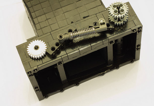 Máy ảnh Medium Format làm từ Lego