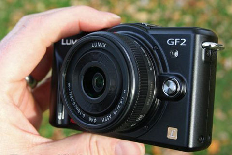 Trên tay Panasonic Lumix DMC-GF2 Trên tay Panasonic Lumix DMC-GF2