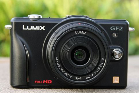 Trên tay Panasonic Lumix DMC-GF2 Trên tay Panasonic Lumix DMC-GF2