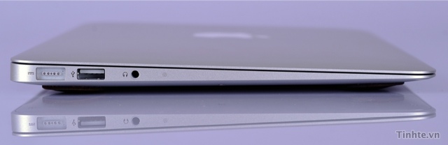 Thực hư về sức mạnh Macbook Air 2010 11.6 inch Thực hư về sức mạnh Macbook Air 2010 11.6 inch