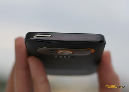 HTC HD7 chính hãng giá hơn 15 triệu