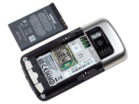 Ảnh thực tế Nokia C6-01