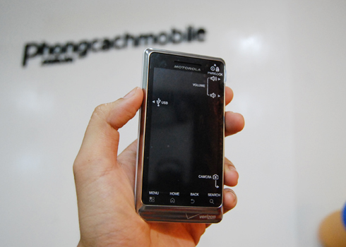 Droid 2 Global với chip điện thoại mạnh nhất thế giới về VN Droid 2 Global với chip điện thoại mạnh nhất thế giới về VN