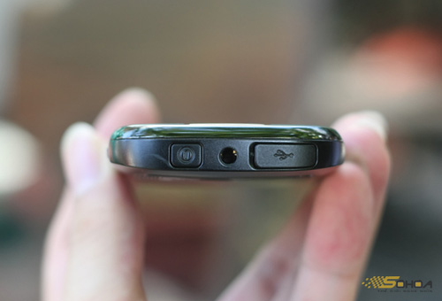 Ảnh thực tế Nokia C7