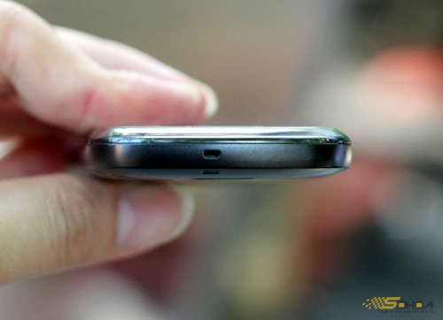 Ảnh thực tế Nokia C7