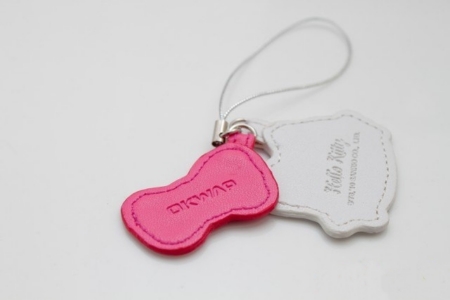 Cực ấn tượng với nàng mèo OKWAP A730 Hello Kitty