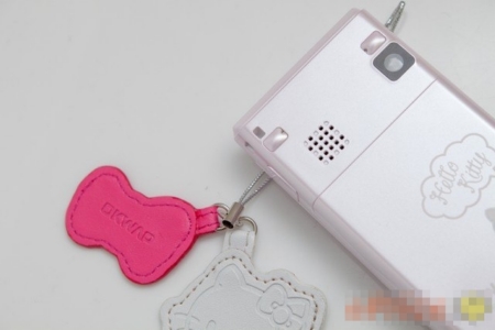 Cực ấn tượng với nàng mèo OKWAP A730 Hello Kitty