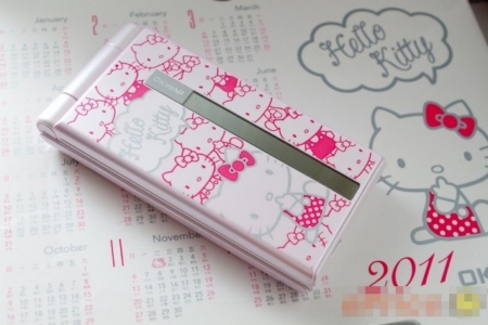 Cực ấn tượng với nàng mèo OKWAP A730 Hello Kitty