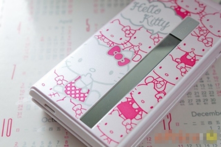 Cực ấn tượng với nàng mèo OKWAP A730 Hello Kitty