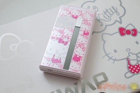 Cực ấn tượng với nàng mèo OKWAP A730 Hello Kitty