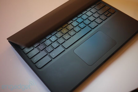 Đập hộp laptop đầu tiên của Google Đập hộp laptop đầu tiên của Google
