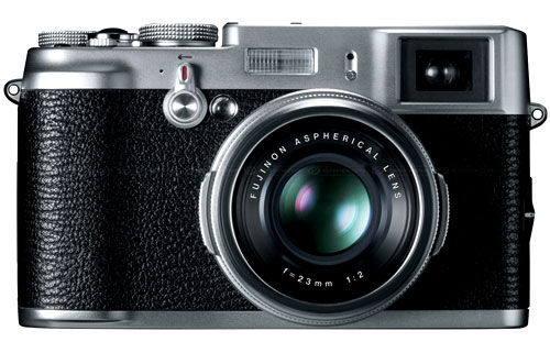 Fujifilm FinePix X100 có lớp vỏ sắt và toàn thân bọc da.
Ảnh: Dpreview.
