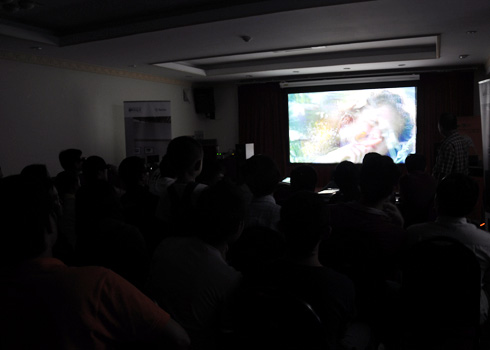 Dân chơi HD Sài Gòn thử nghiệm máy chiếu 3D Sony