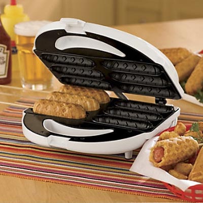 Làm chín xúc xích không cần dầu mỡ Làm chín xúc xích không cần dầu mỡ