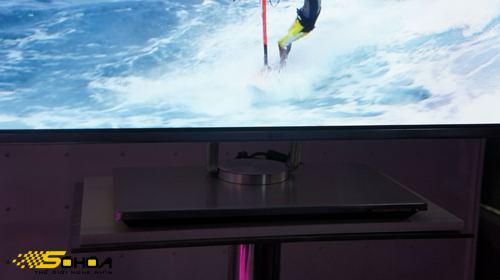 TV OLED mỏng nhất thế giới