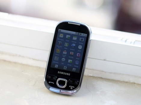 10 smartphone cảm ứng tầm trung 