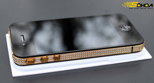 iPhone 4 mạ v&agrave;ng đ&iacute;nh đ&aacute; Swarovski